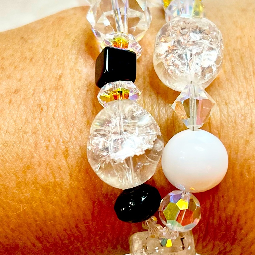 Super chunky & fab Swarovski AB crystals, onyx, crackle glass, & SS bracelet